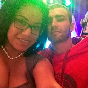 Meet your Posher, Iris